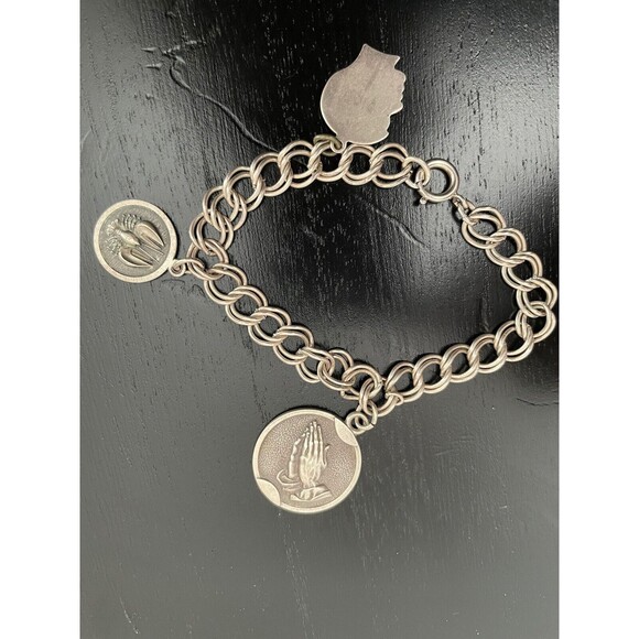 Vintage Sterling Silver Charm Bracelet with 3 Charms weighing 18 Grams~7" - Picture 1 of 13